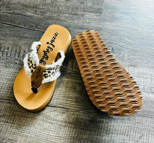 Load image into Gallery viewer, Gypsy Flip Flops (leopard)